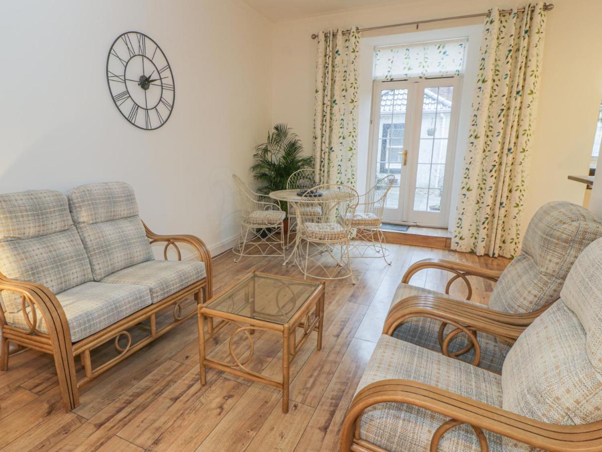 Garden Apartment Άυρ Εξωτερικό φωτογραφία